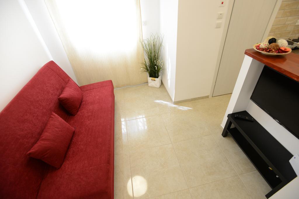 Olga Beach Apartments Haifa Exterior foto