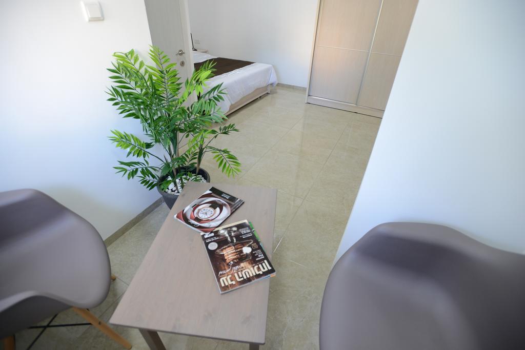 Olga Beach Apartments Haifa Exterior foto
